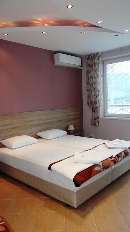 Guest Rooms Kom Sofia Room photo