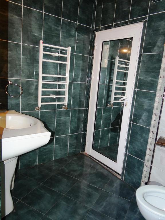 Guest Rooms Kom Sofia Room photo